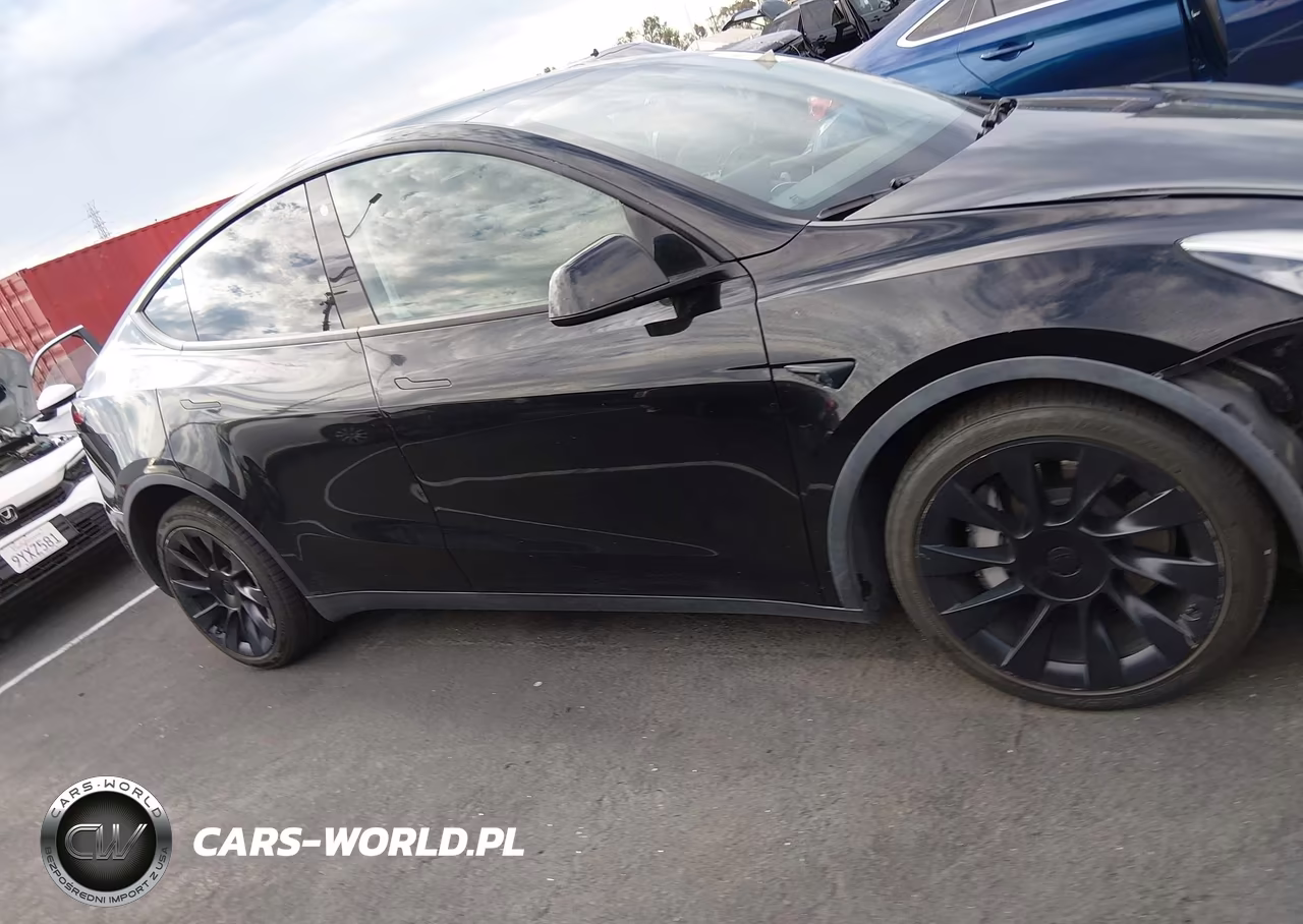 2022 Tesla Model Y Long Range Dual Motor All-Wheel Drive VIN:7SAYGDEE1NF458717 - 15