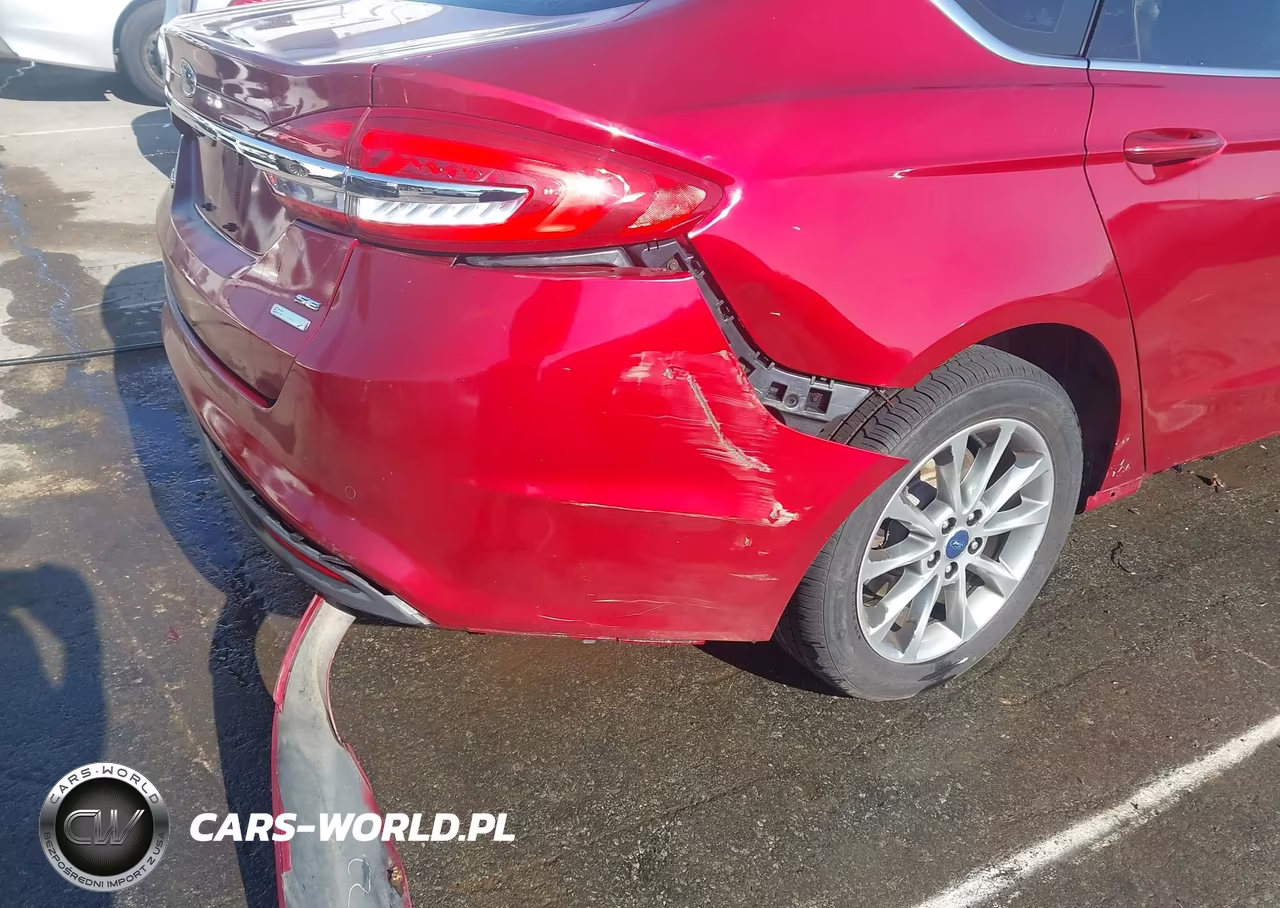 2017 Ford Fusion Se VIN:3FA6P0HD4HR332599 - 18