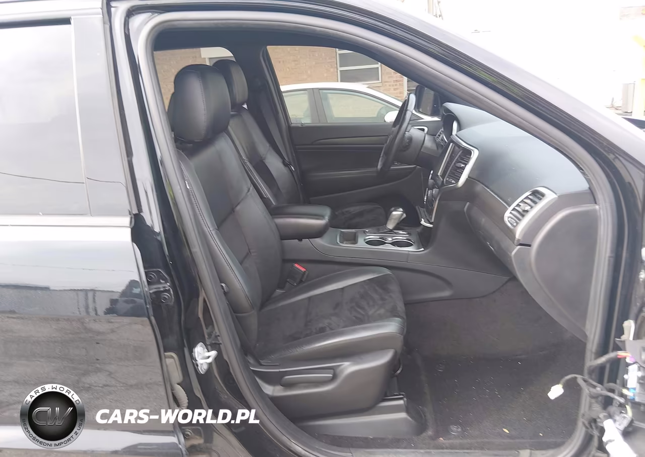 2018 Jeep Grand Cherokee Altitude 4X4 VIN:1C4RJFAG0JC178851 - 5