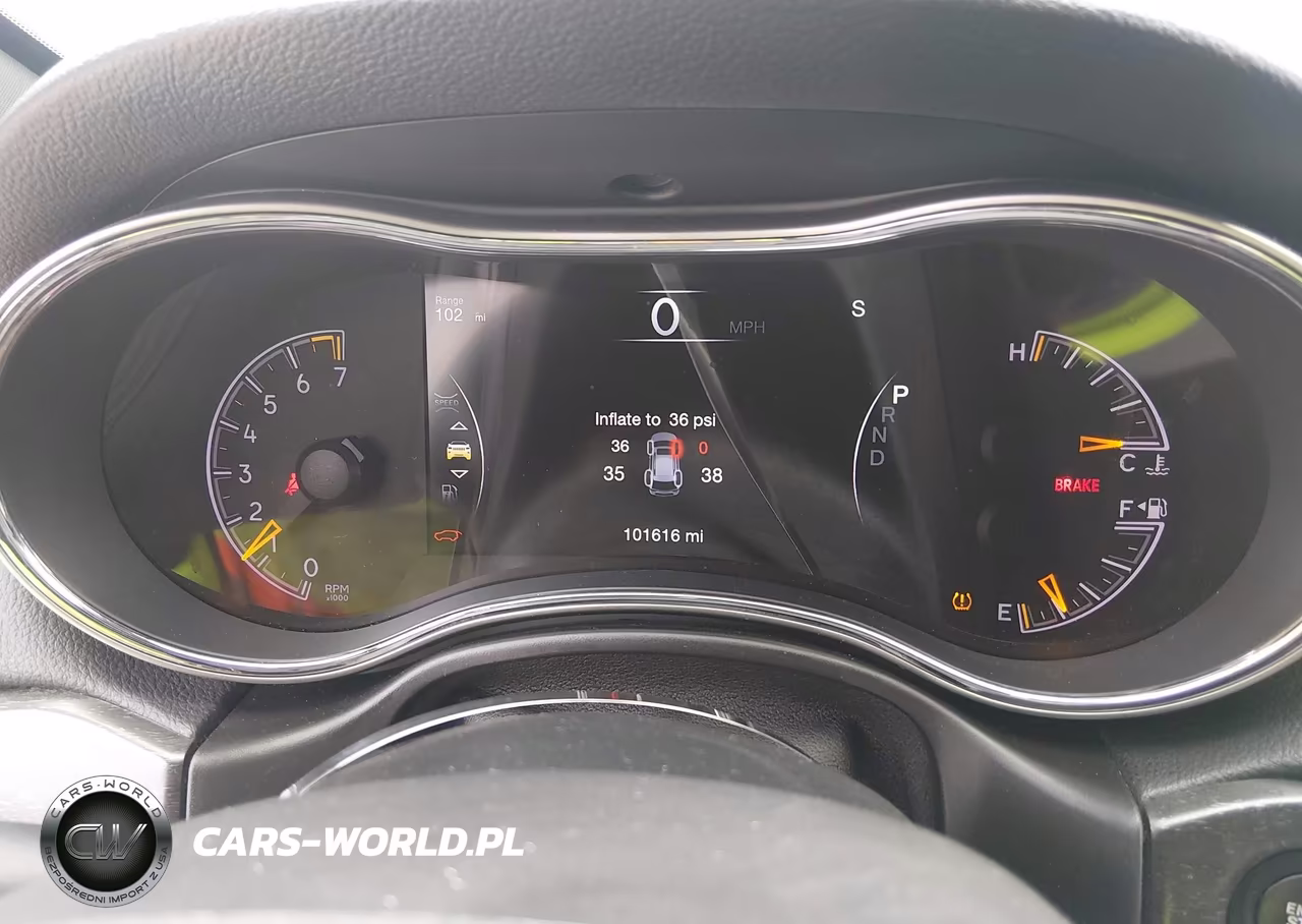 2018 Jeep Grand Cherokee Altitude 4X4 VIN:1C4RJFAG0JC178851 - 7