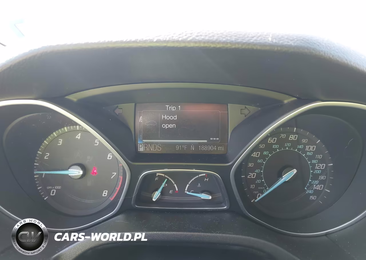 2012 Ford Focus Titanium VIN:1FAHP3N21CL352409 - 7