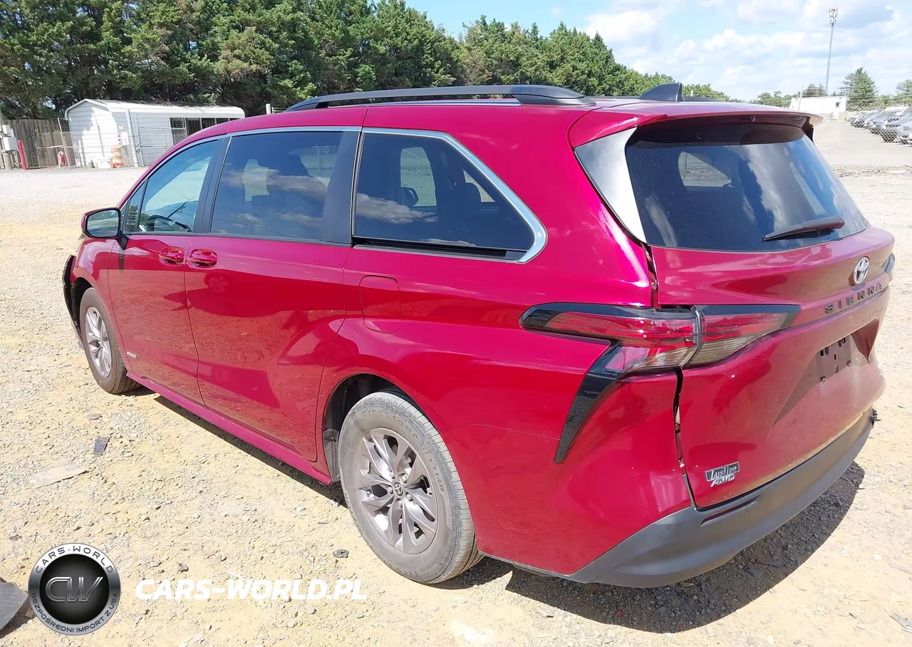 2021 Toyota Sienna Le VIN:5TDBSKFC8MS020502 - 3