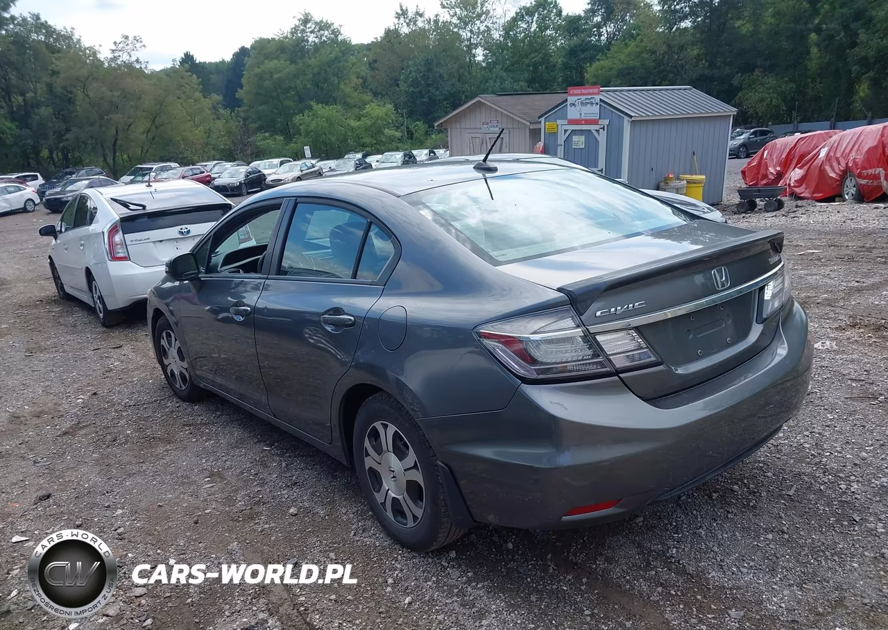 2013 Honda Civic Hybrid VIN:19XFB4F20DE002400 - 3