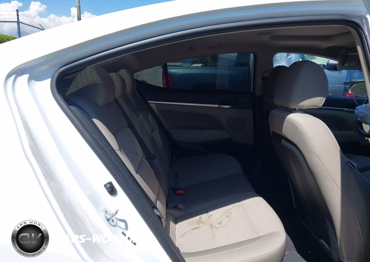 2020 Hyundai Elantra Value Edition VIN:5NPD84LFXLH630410 - 8