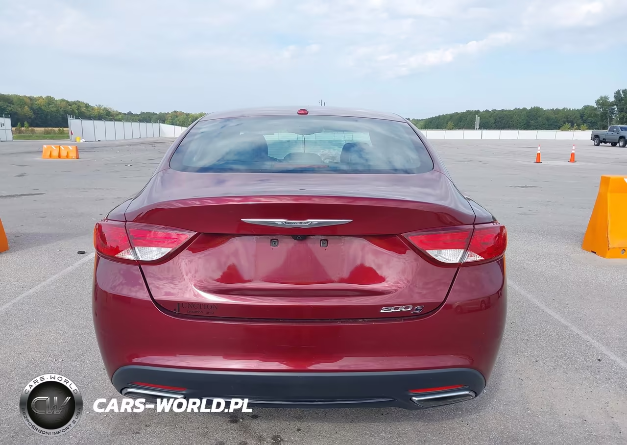 2016 Chrysler 200 S VIN:1C3CCCBB8GN175439 - 17