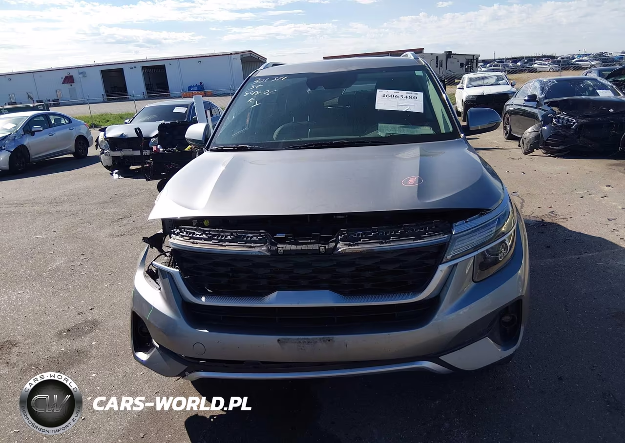 2021 Kia Seltos S VIN:KNDEUCAA1M7070087 - 13