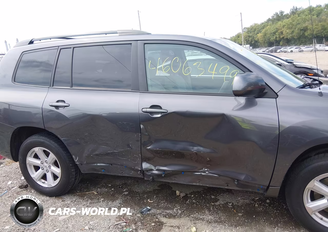 2010 Toyota Highlander Base V6 VIN:5TDBK3EHXAS020886 - 13