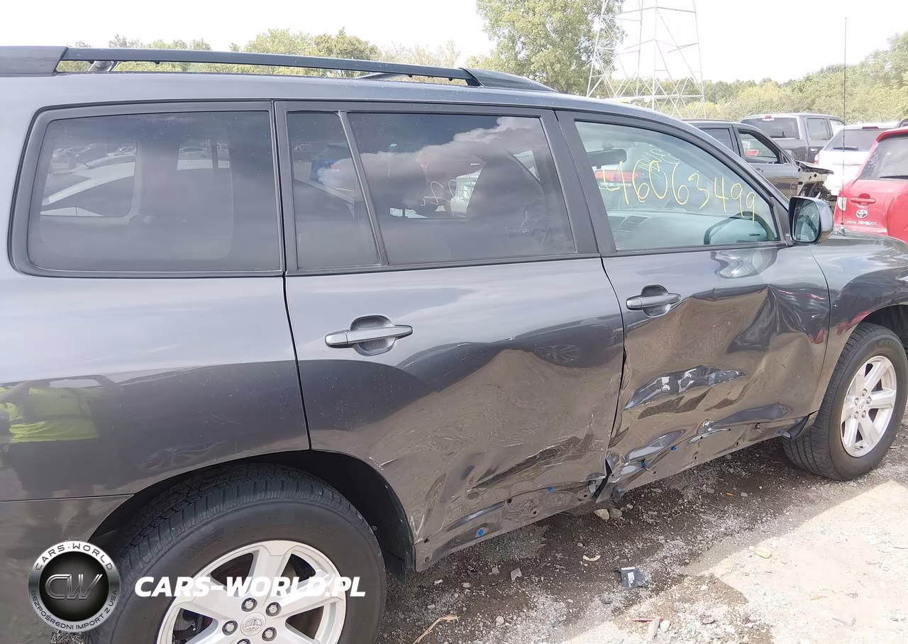 2010 Toyota Highlander Base V6 VIN:5TDBK3EHXAS020886 - 6