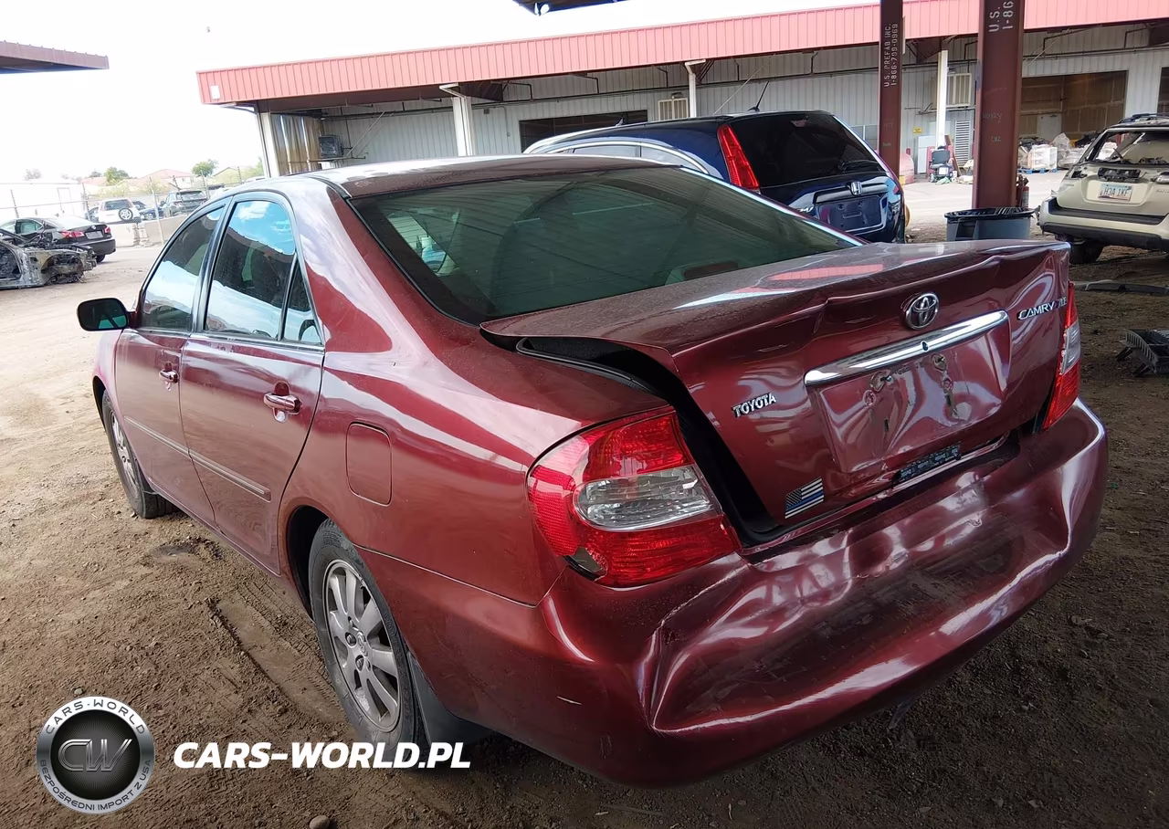 2004 Toyota Camry Xle VIN:4T1BE32K14U285294 - 3