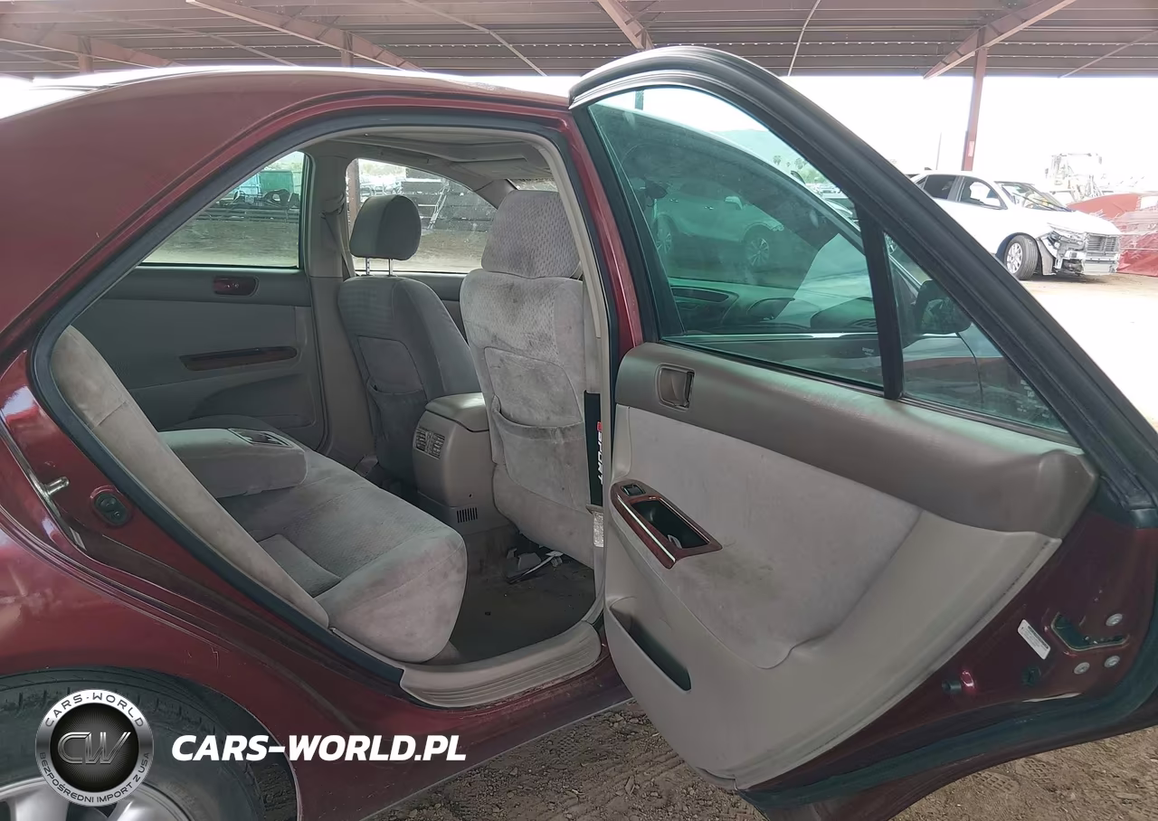 2004 Toyota Camry Xle VIN:4T1BE32K14U285294 - 8