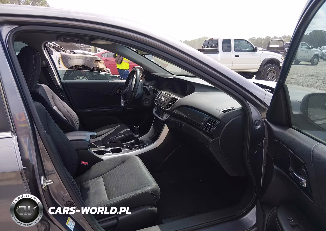 2014 Honda Accord Sport VIN:1HGCR2E5XEA107062 - 5
