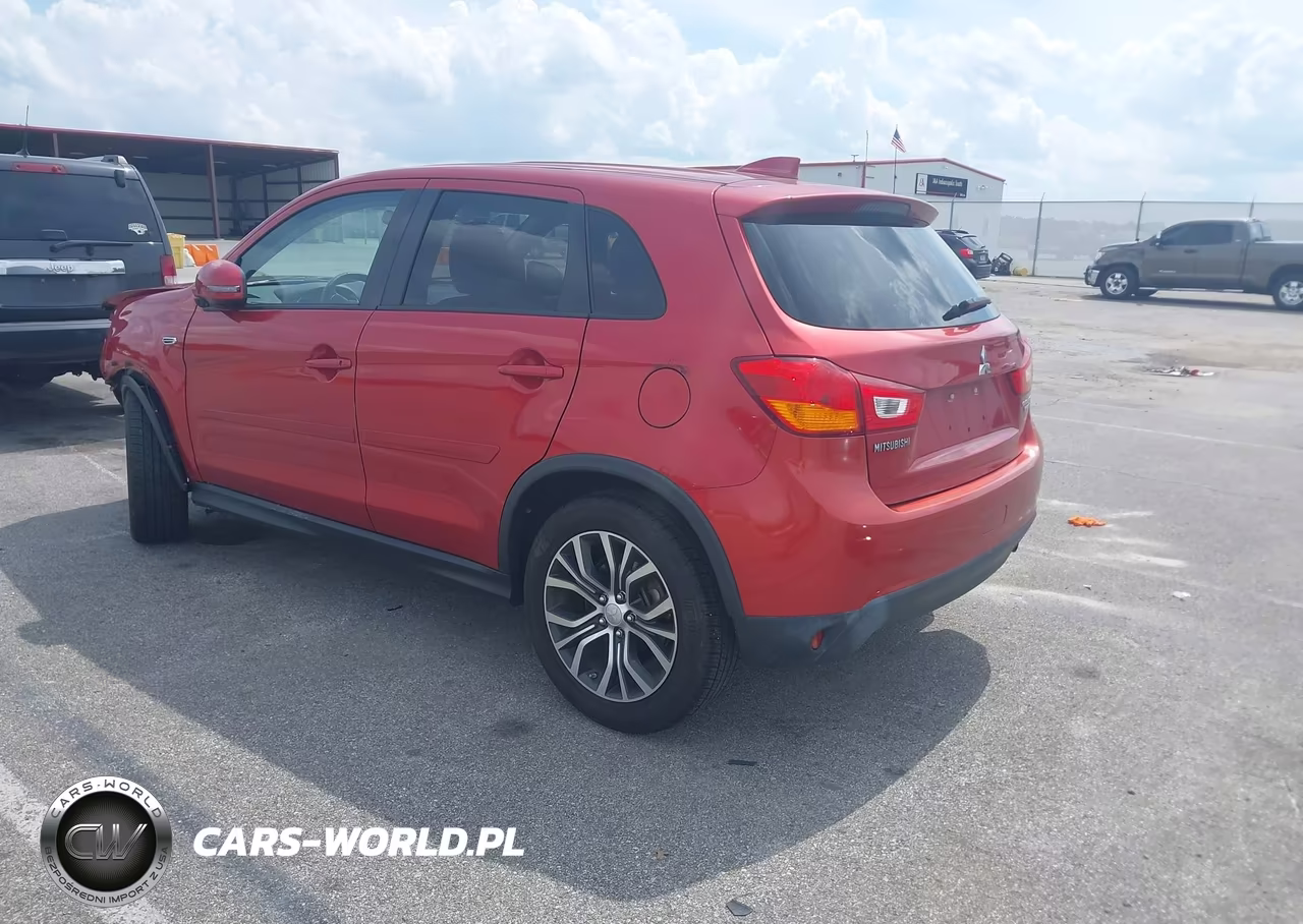 2017 Mitsubishi Outlander Sport 2.0 Le VIN:JA4AP3AU7HZ004986 - 3