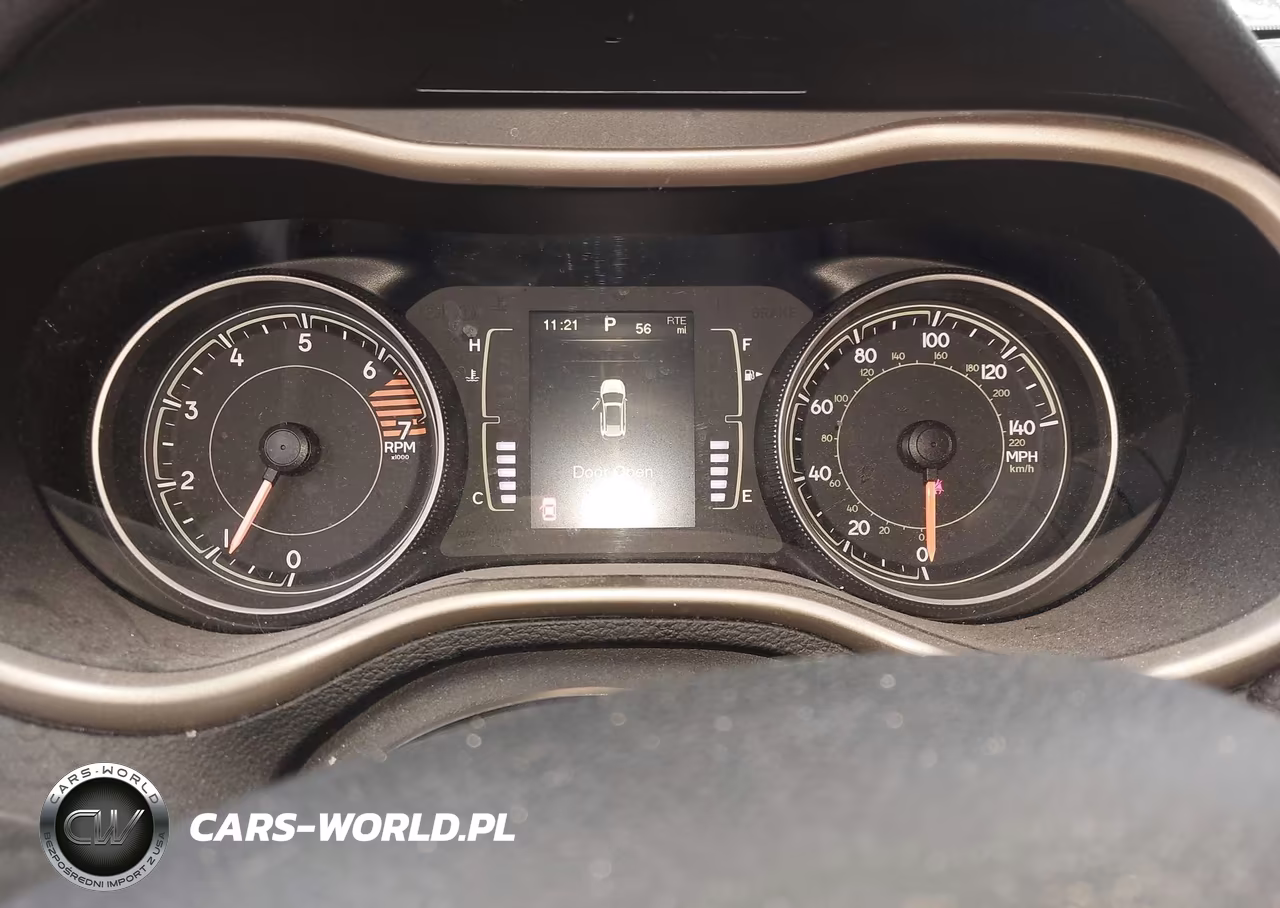 2016 Jeep Cherokee Latitude VIN:1C4PJLCB6GW273526 - 7