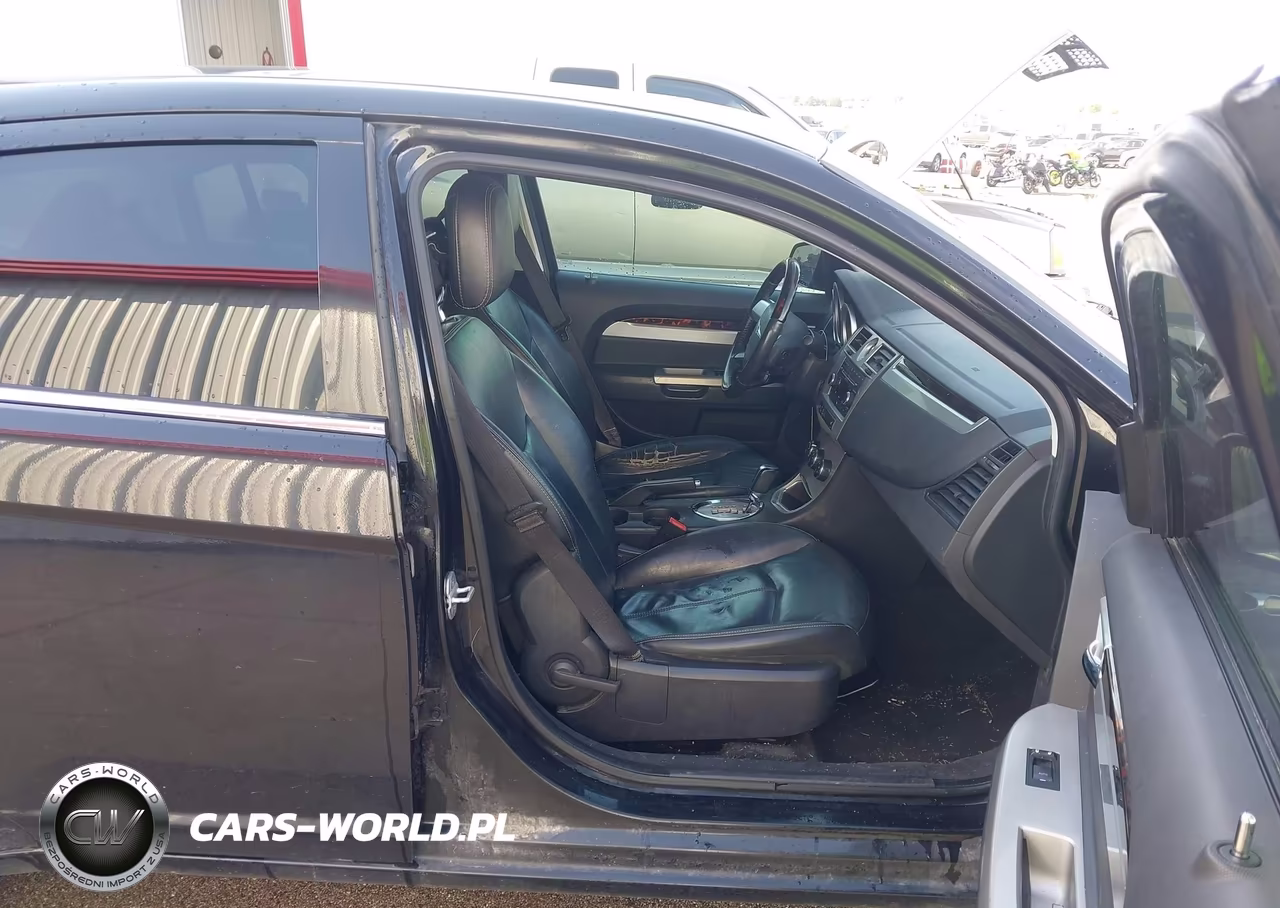 2010 Chrysler Sebring Limited VIN:1C3CC5FV4AN236860 - 5