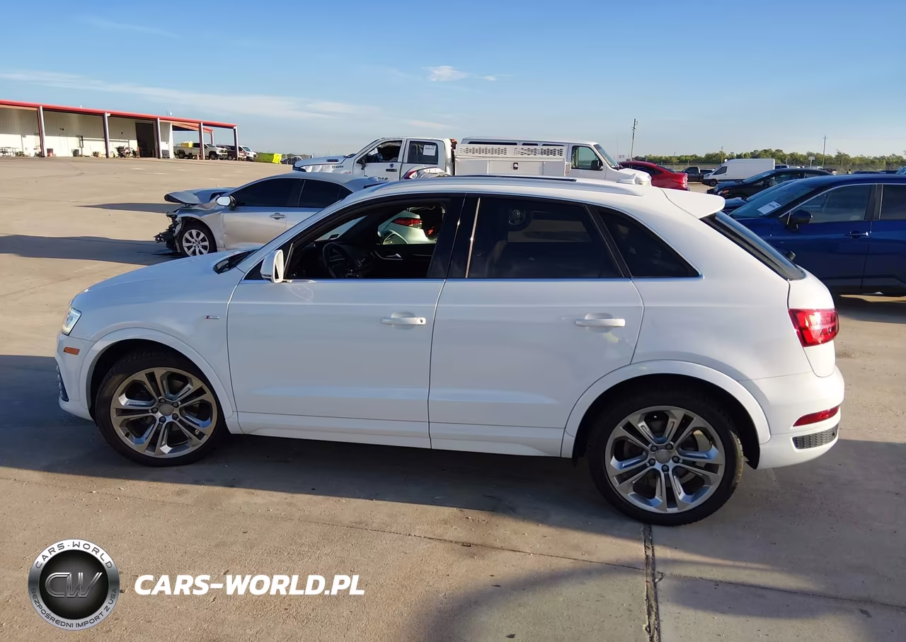 2016 Audi Q3 2.0T Premium Plus VIN:WA1GFCFS1GR024802 - 14