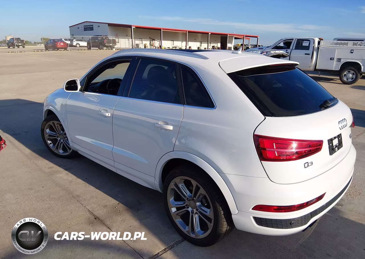 2016 Audi Q3 2.0T Premium Plus VIN:WA1GFCFS1GR024802 - 3