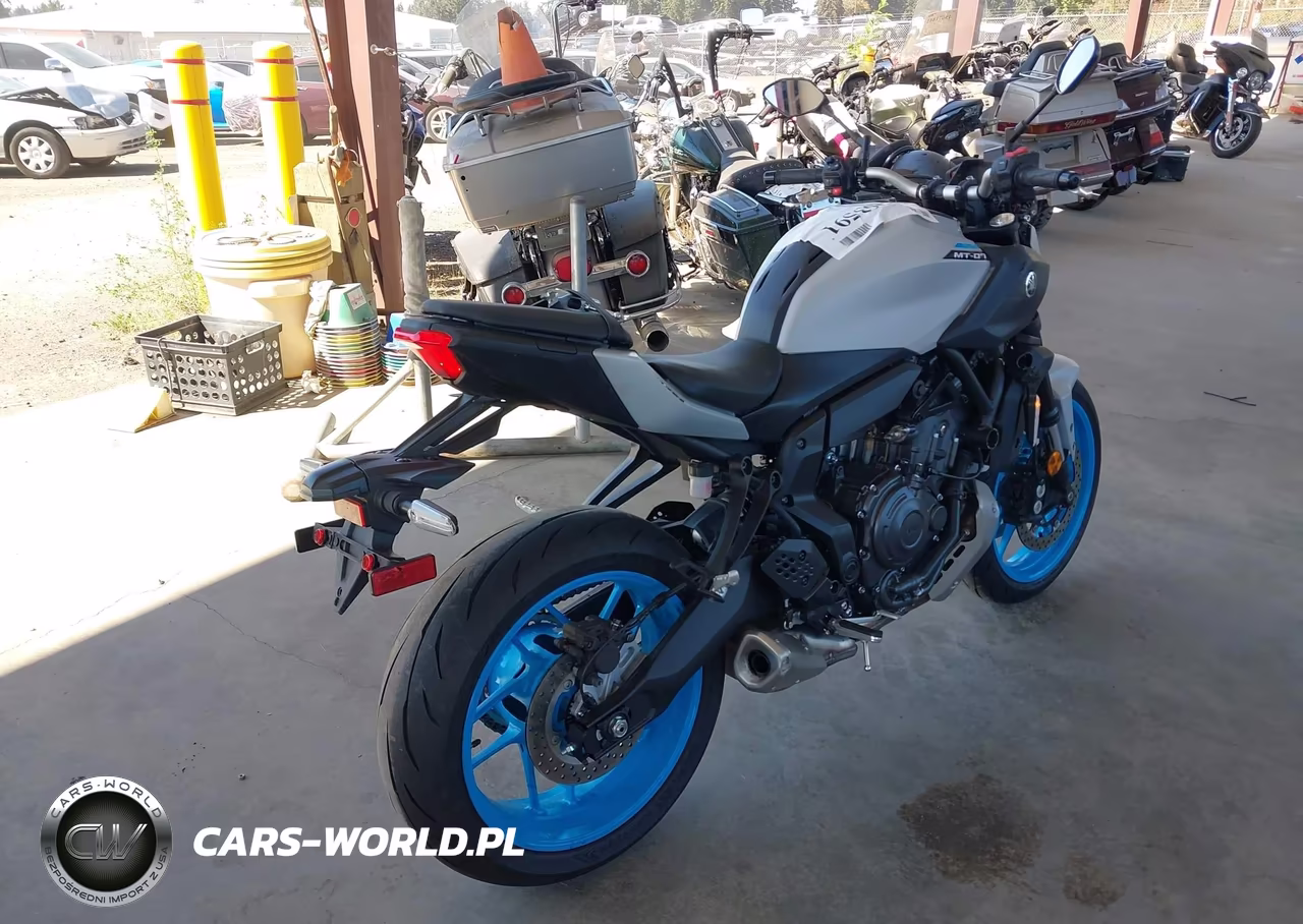 2025 Yamaha Mtn690 VIN:JYARM48E2SA002831 - 4