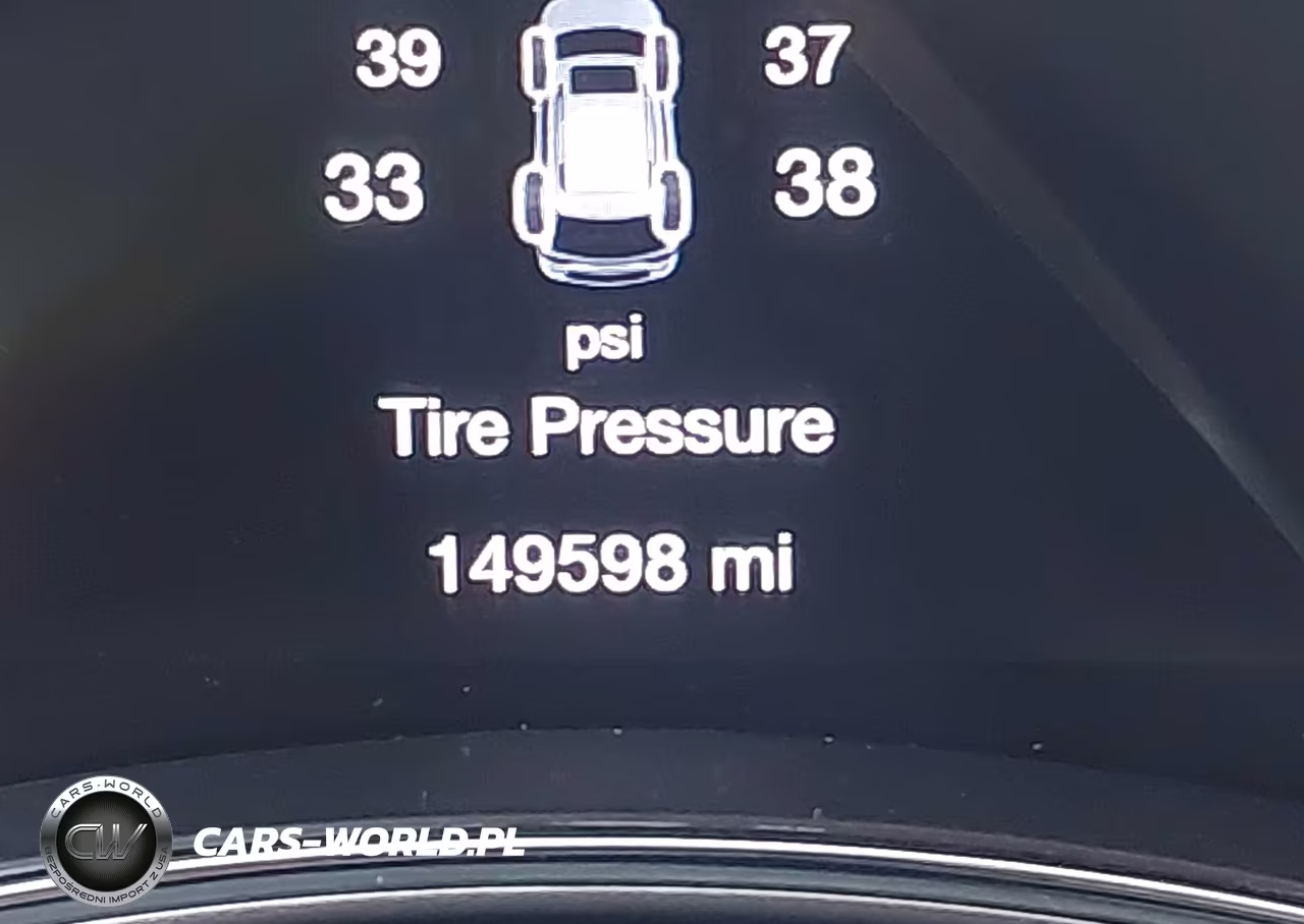 2017 Jeep Grand Cherokee Altitude 4X4 VIN:1C4RJFAG6HC704880 - 16