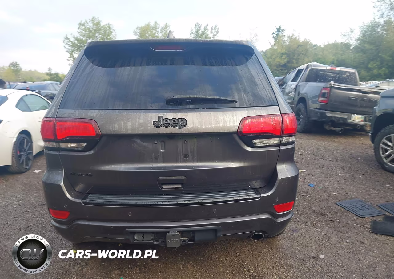 2017 Jeep Grand Cherokee Altitude 4X4 VIN:1C4RJFAG6HC704880 - 17