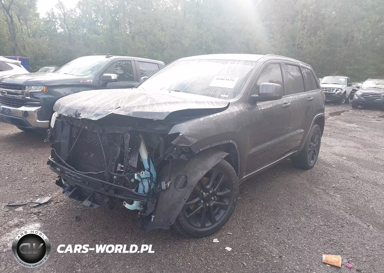 2017 Jeep Grand Cherokee Altitude 4X4 VIN:1C4RJFAG6HC704880 - 2