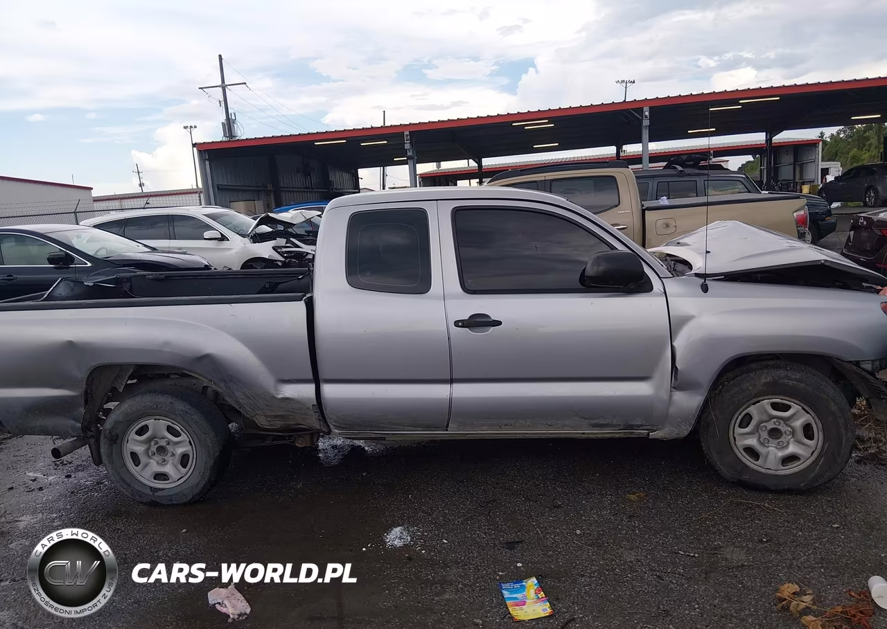 2015 Toyota Tacoma VIN:5TFTX4CN9FX060883 - 14