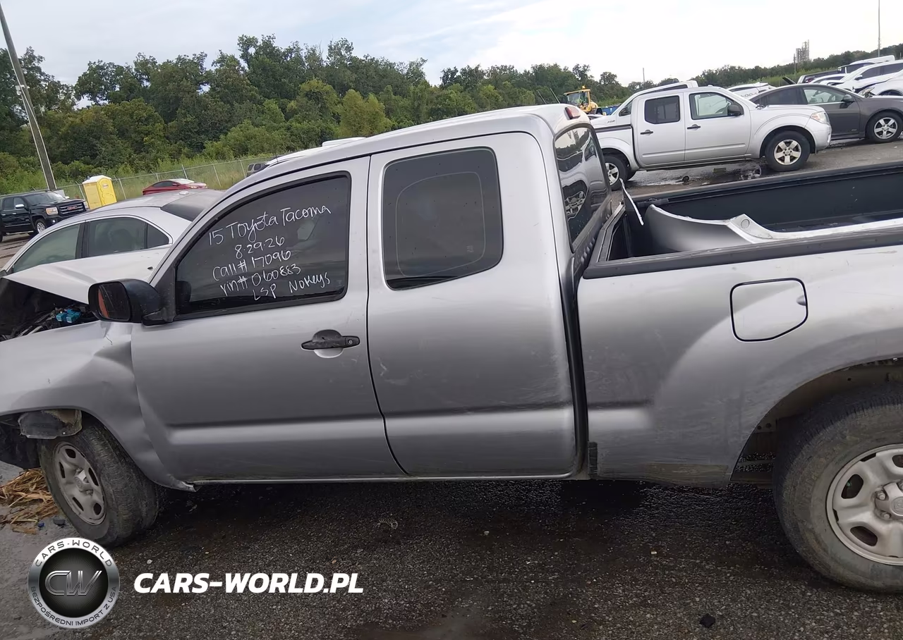 2015 Toyota Tacoma VIN:5TFTX4CN9FX060883 - 15