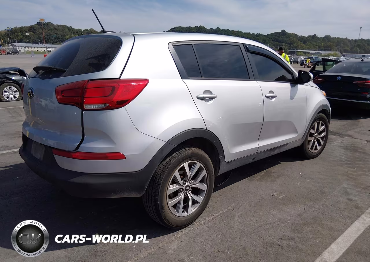 2016 Kia Sportage Lx VIN:KNDPB3ACXG7836497 - 4