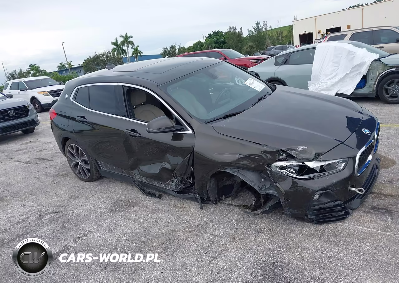 2018 BMW X2 xDrive28I VIN:WBXYJ5C30JEF71355 - 6
