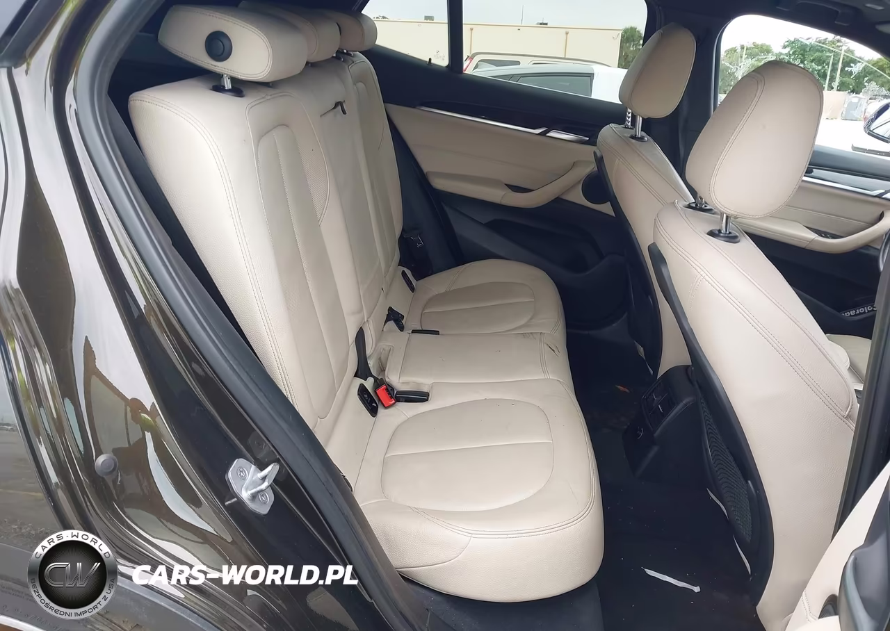 2018 BMW X2 xDrive28I VIN:WBXYJ5C30JEF71355 - 8