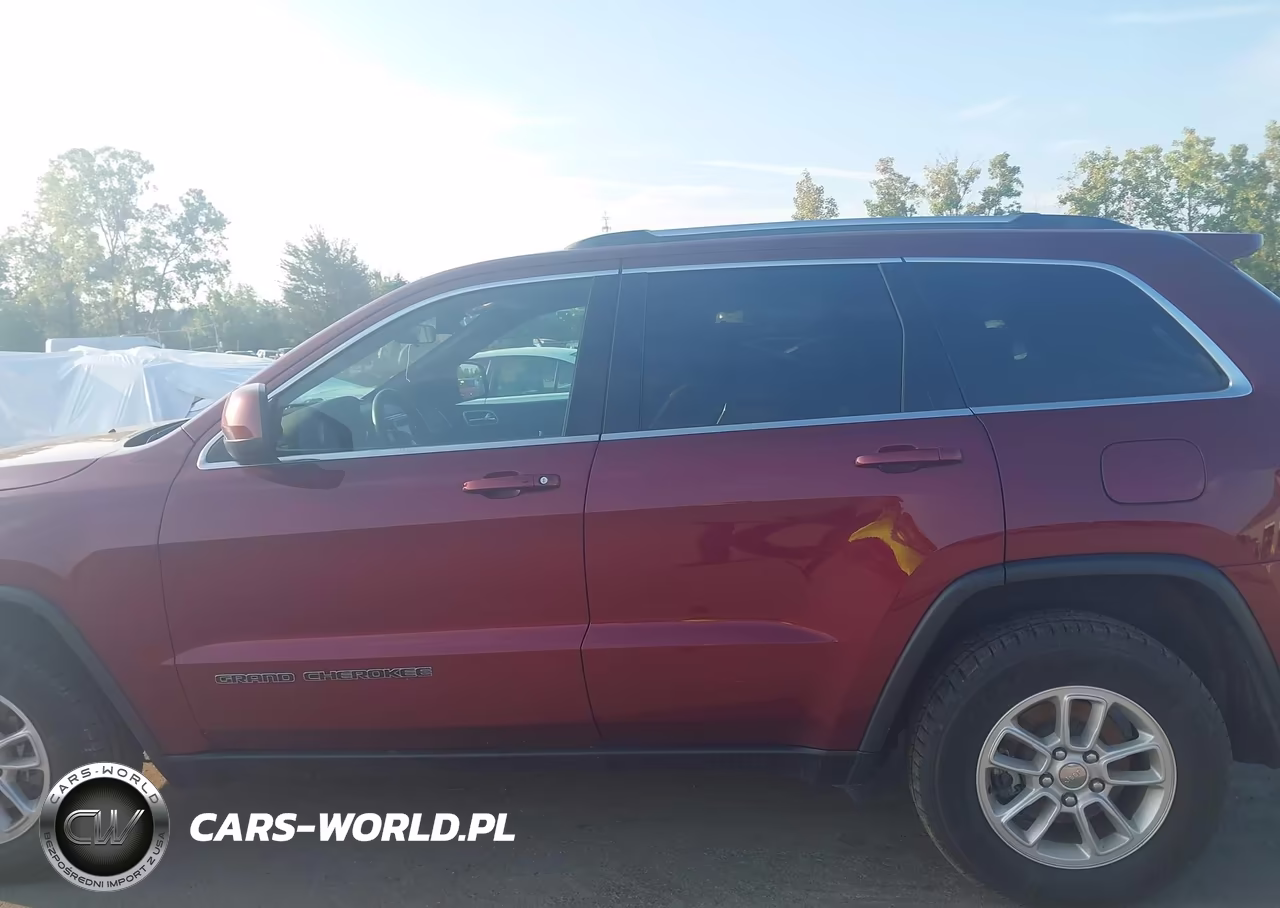 2019 Jeep Grand Cherokee Laredo E 4X4 VIN:1C4RJFAG7KC838885 - 14