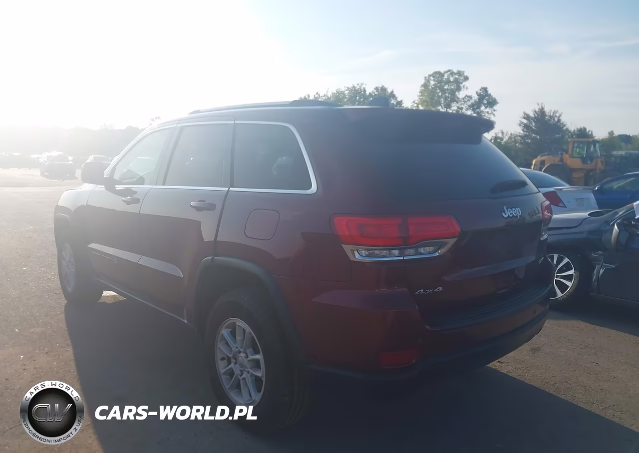 2019 Jeep Grand Cherokee Laredo E 4X4 VIN:1C4RJFAG7KC838885 - 3