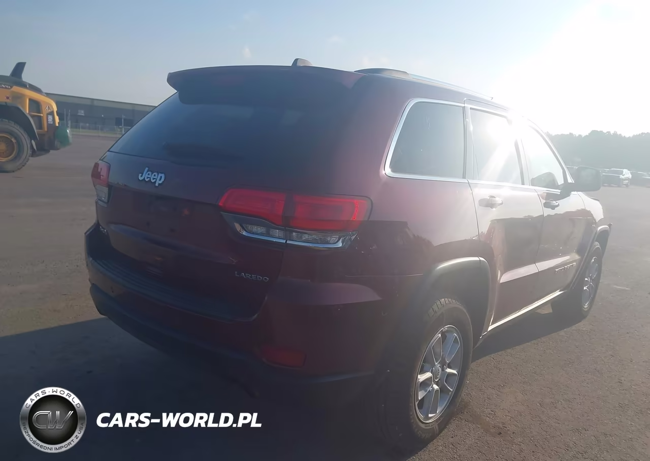 2019 Jeep Grand Cherokee Laredo E 4X4 VIN:1C4RJFAG7KC838885 - 4
