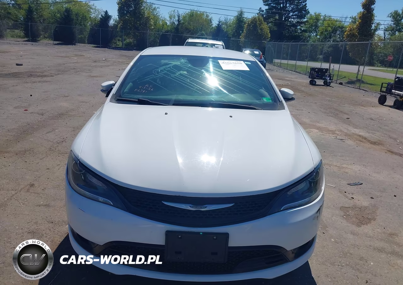 2015 Chrysler 200 S VIN:1C3CCCBBXFN556482 - 13