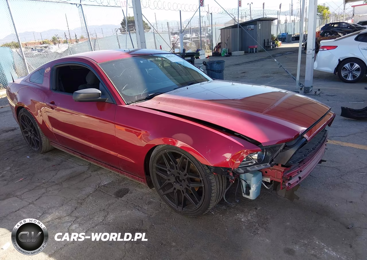 2014 Ford Mustang V6