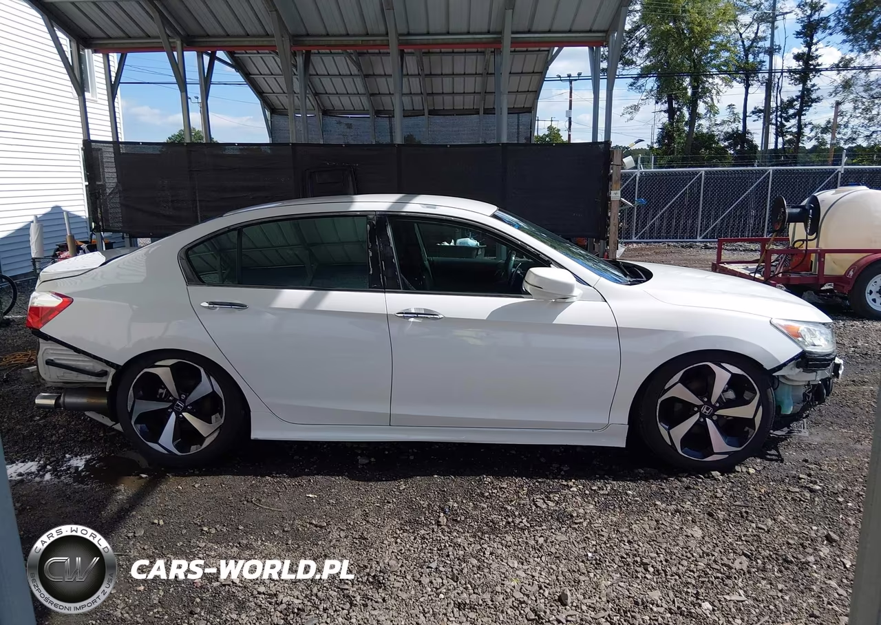 2014 Honda Accord Sport VIN:1HGCR2F58EA234925 - 13