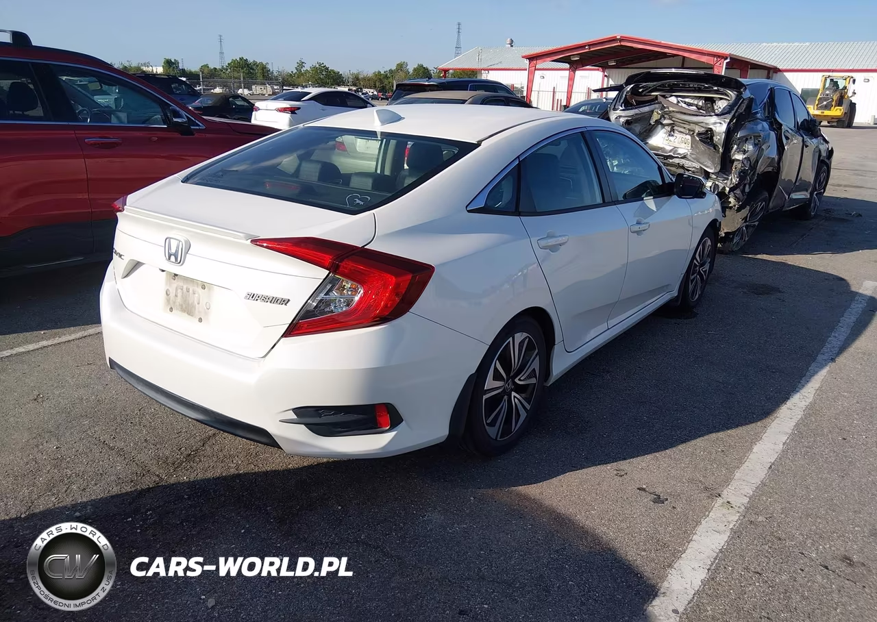 2017 Honda Civic Ex-L VIN:19XFC1F7XHE009352 - 4