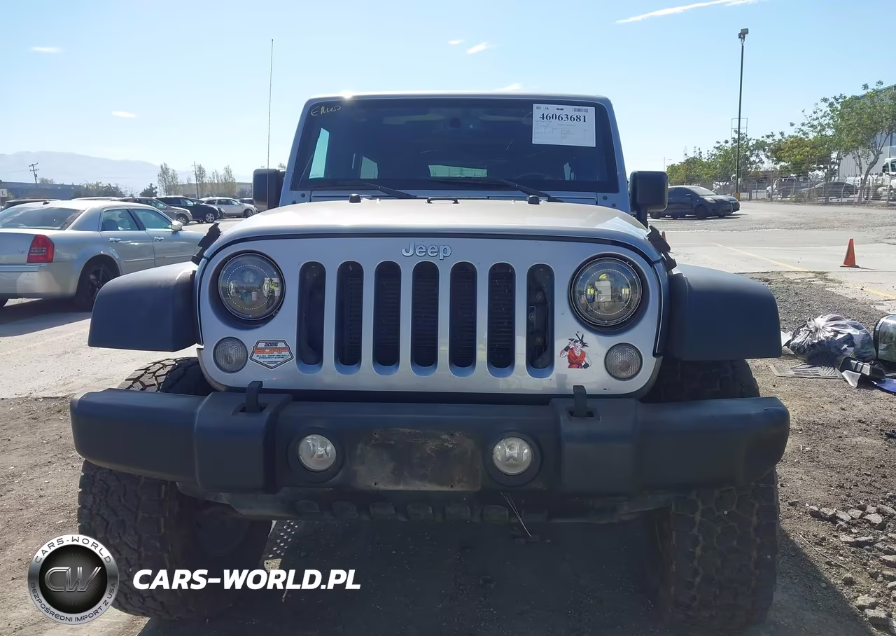 2017 Jeep Wrangler Unlimited Sport 4X4 VIN:1C4BJWDG8HL557183 - 12
