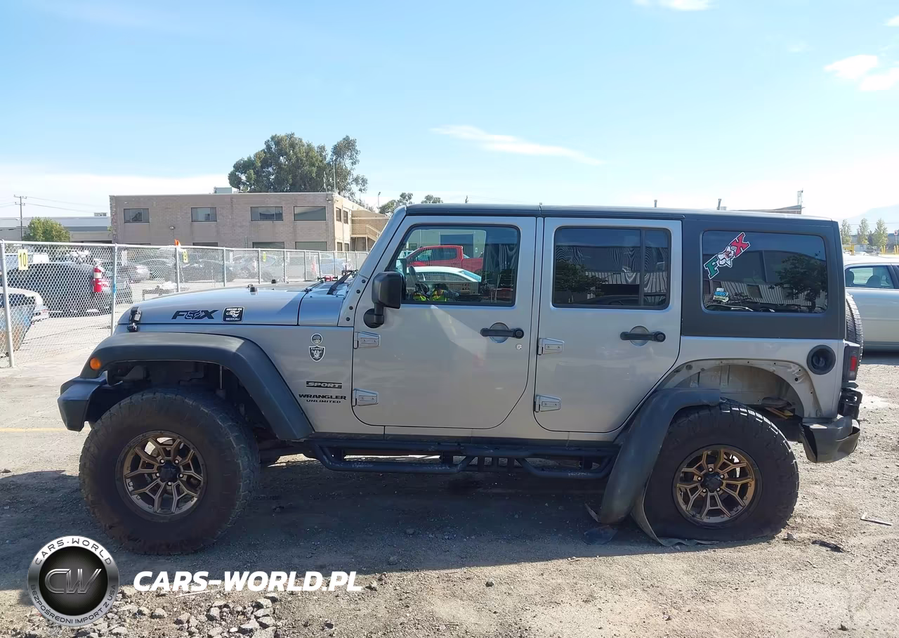 2017 Jeep Wrangler Unlimited Sport 4X4 VIN:1C4BJWDG8HL557183 - 14