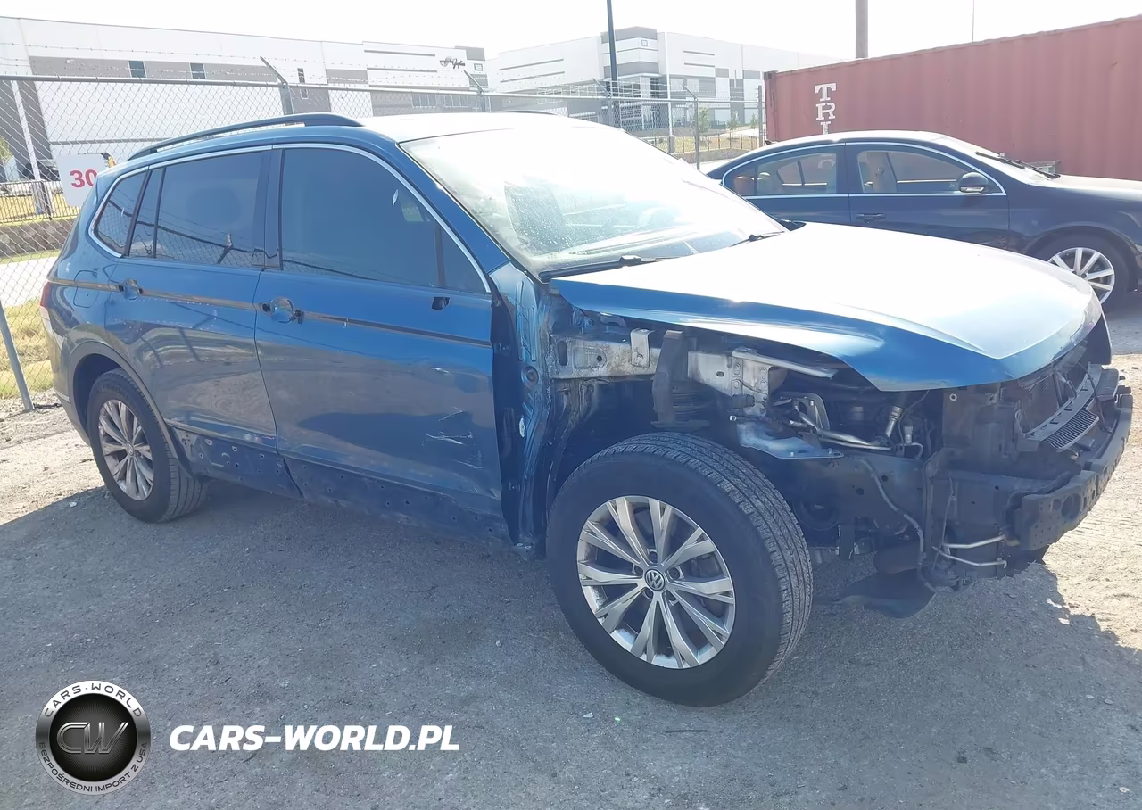 2018 Volkswagen Tiguan VIN:3VV3B7AX9JM065375 - 1