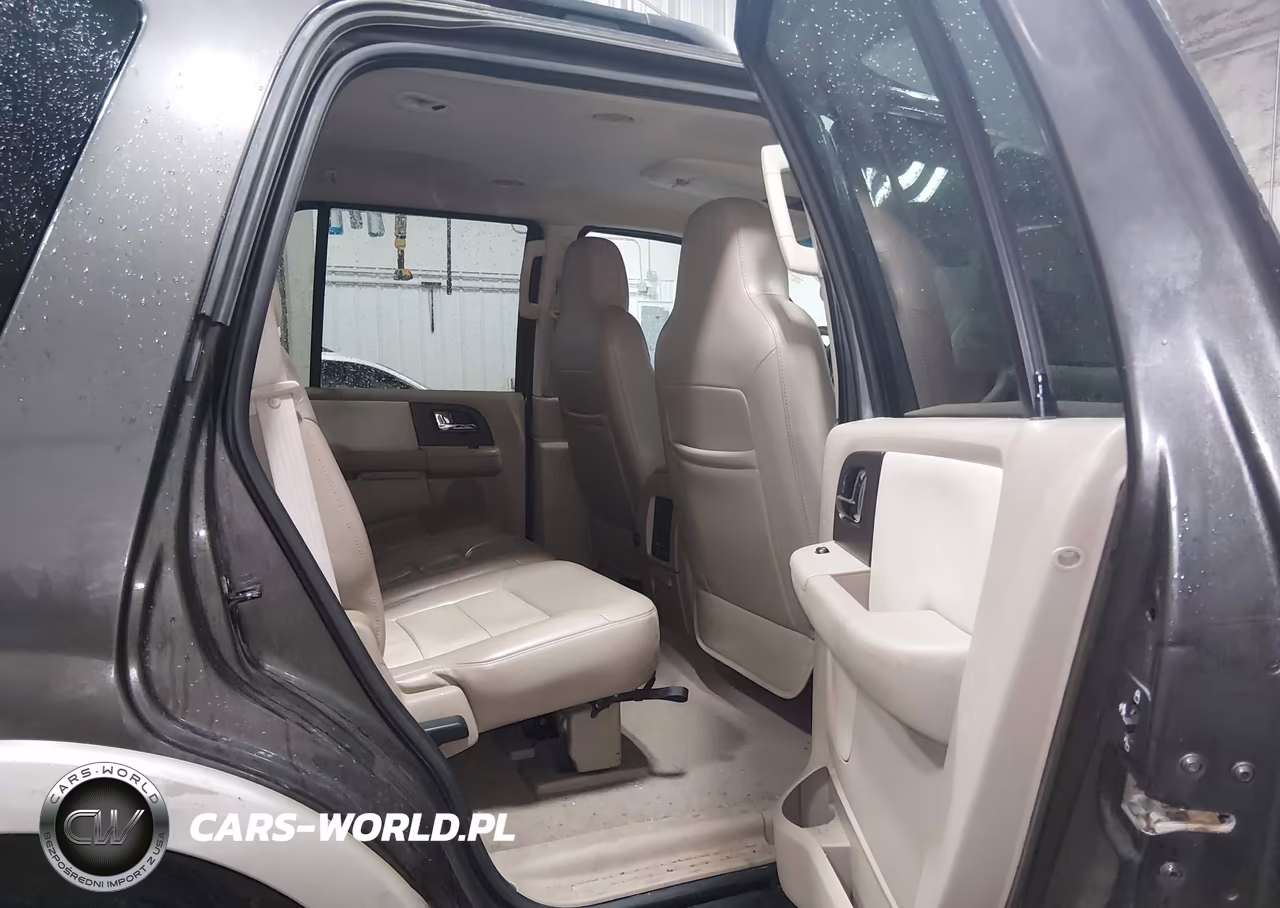 2005 Ford Expedition Eddie Bauer-King Ranch VIN:1FMPU18515LA77809 - 8