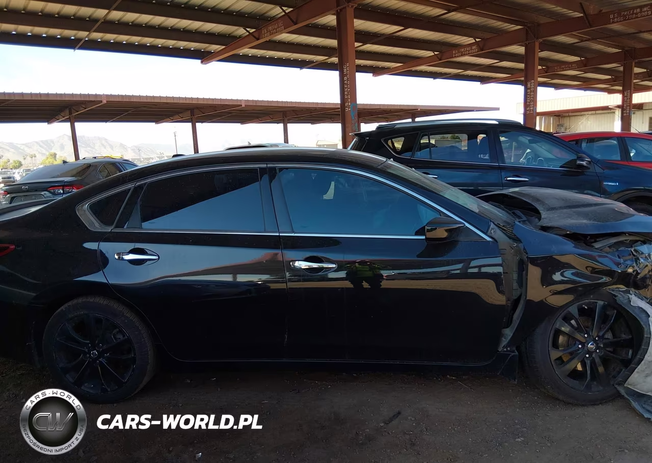 2018 Nissan Altima 2.5 Sr VIN:1N4AL3APXJC286163 - 14