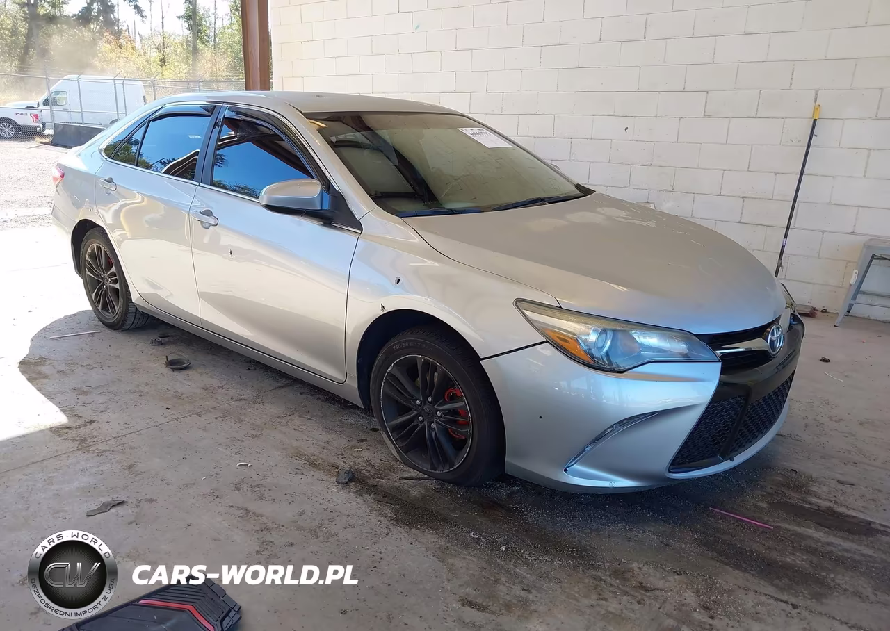 2016 Toyota Camry Se – zdjęcie 1 z 16