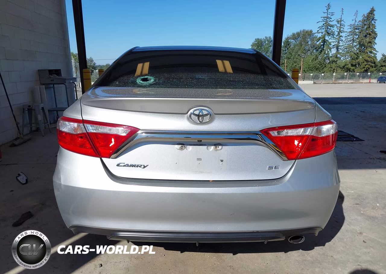 2016 Toyota Camry Se VIN:4T1BF1FK8GU584054 - 16