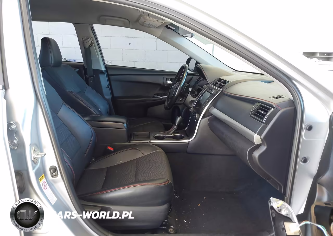 2016 Toyota Camry Se VIN:4T1BF1FK8GU584054 - 5