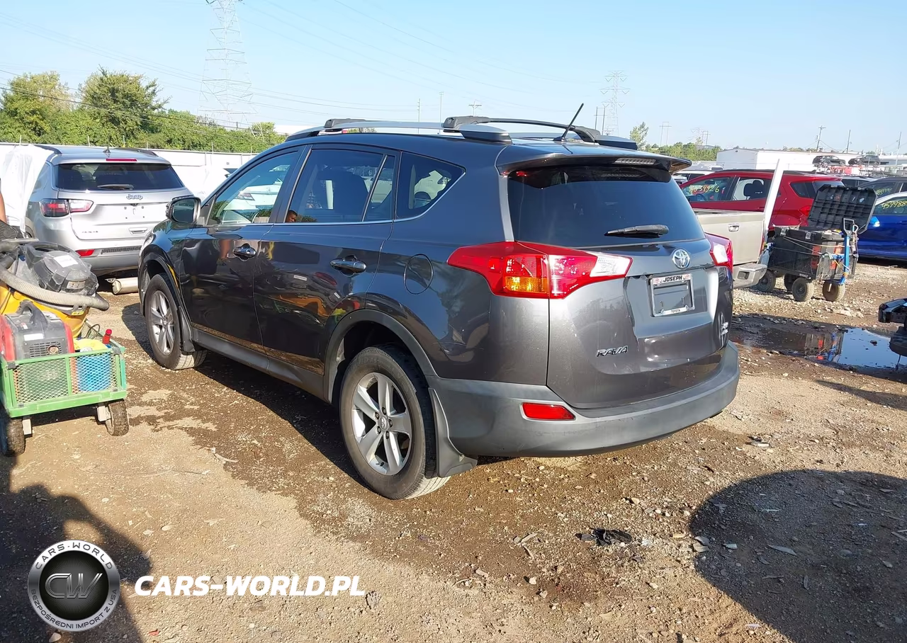 2013 Toyota Rav4 Xle VIN:2T3RFREVXDW021213 - 3