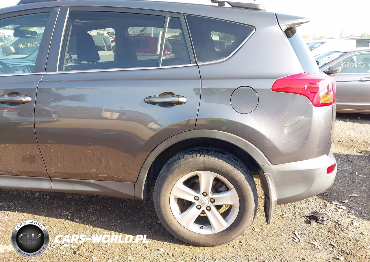 2013 Toyota Rav4 Xle VIN:2T3RFREVXDW021213 - 6