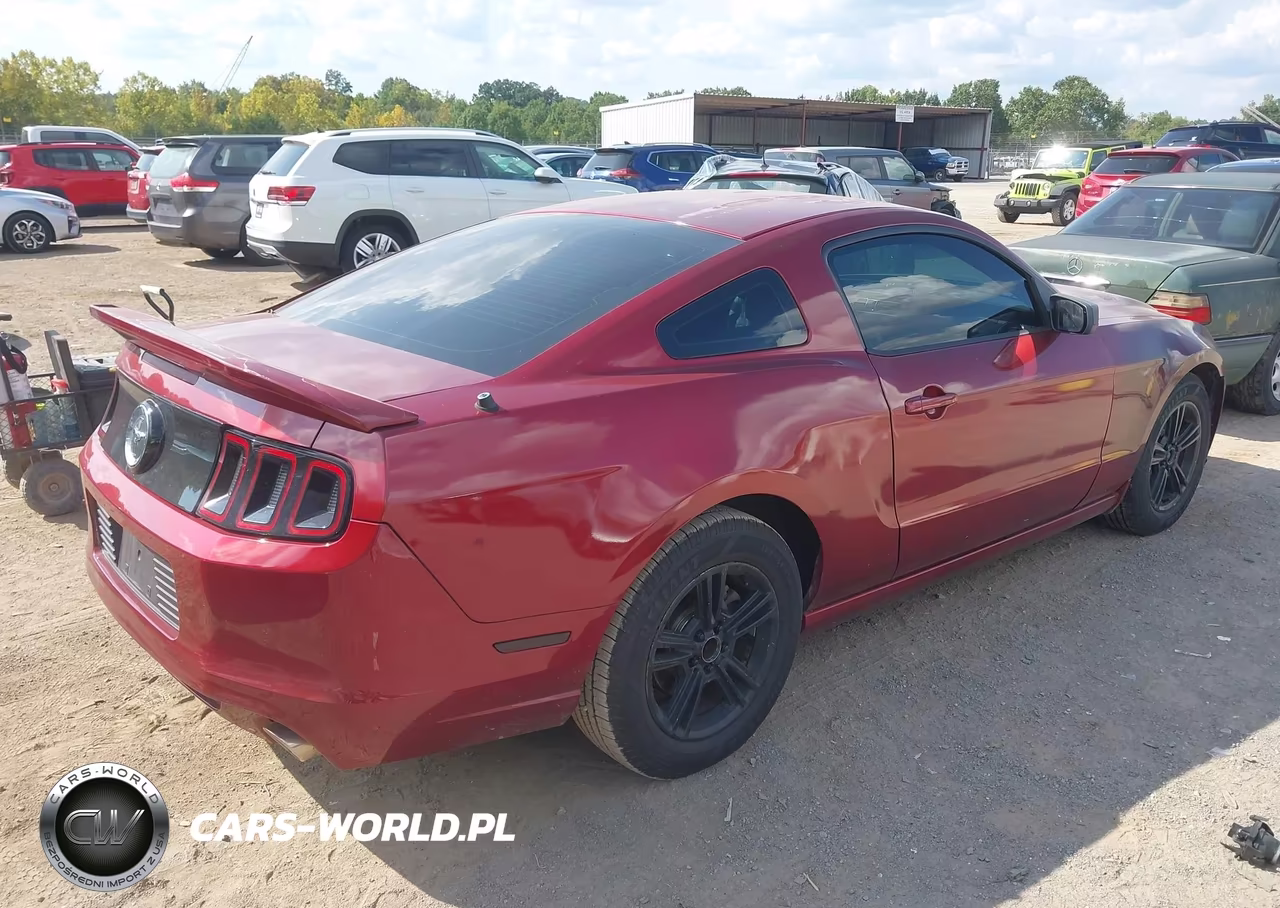 2014 Ford Mustang V6 VIN:1ZVBP8AM2E5315779 - 4