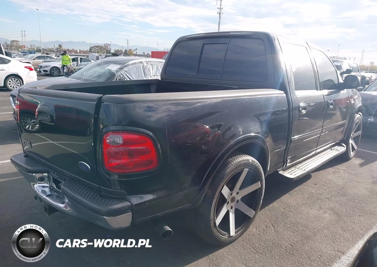 2001 Ford F-150 Harley-Davidson Edition-King Ranch Edition-Lariat-Xlt VIN:1FTRW07L21KB39137 - 4