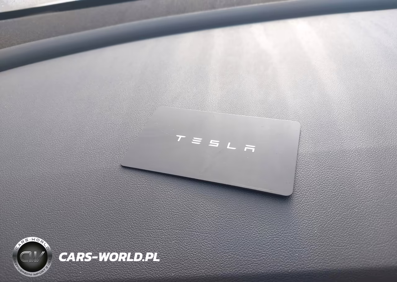 2024 Tesla Model Y Long Range Dual Motor All-Wheel Drive VIN:7SAYGDEE9RF150684 - 11