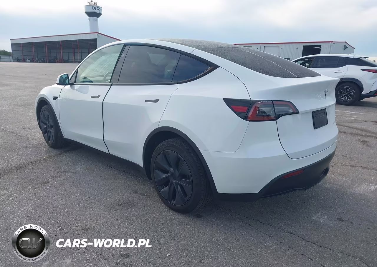 2024 Tesla Model Y Long Range Dual Motor All-Wheel Drive VIN:7SAYGDEE9RF150684 - 3